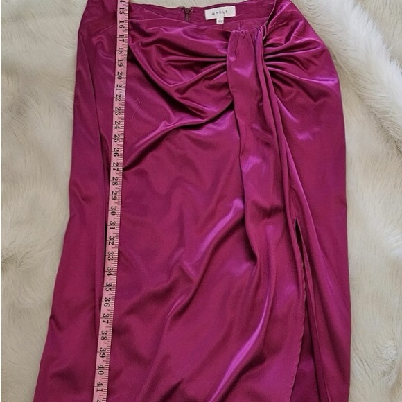 NWT MABLE BRAND Magenta Fuchsia -2 piece skirt w crop top -sz XS S M satin set - Picture 8 of 16